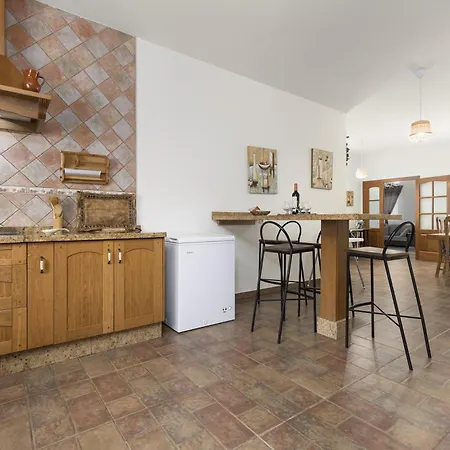 Casa Guerepe * לה פארד