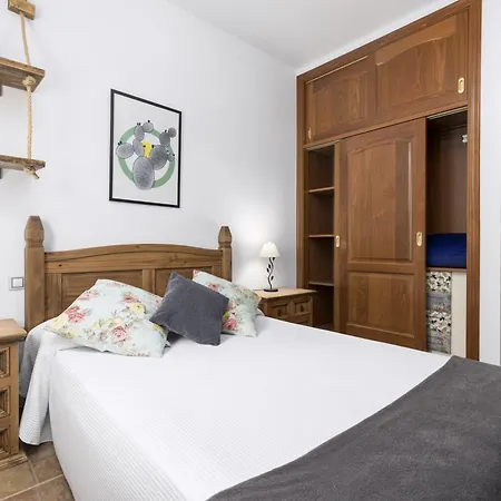 Casa Guerepe Holiday home *